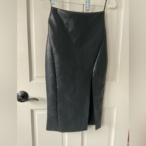 Elegant Black Leather Skirt